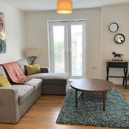 Westlake Apartments Πήτερμπορο Εξωτερικό φωτογραφία
