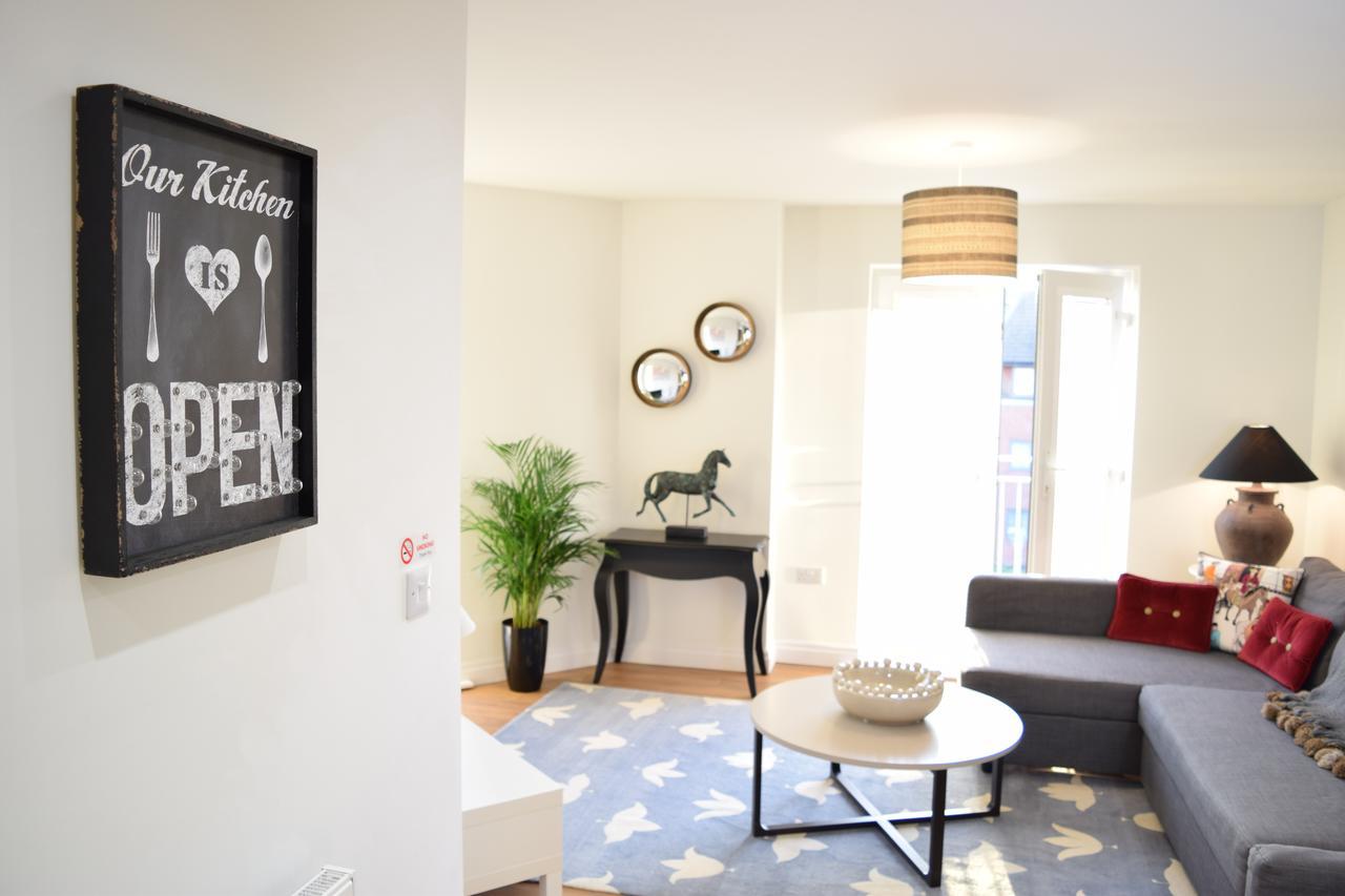 Westlake Apartments Πήτερμπορο Εξωτερικό φωτογραφία